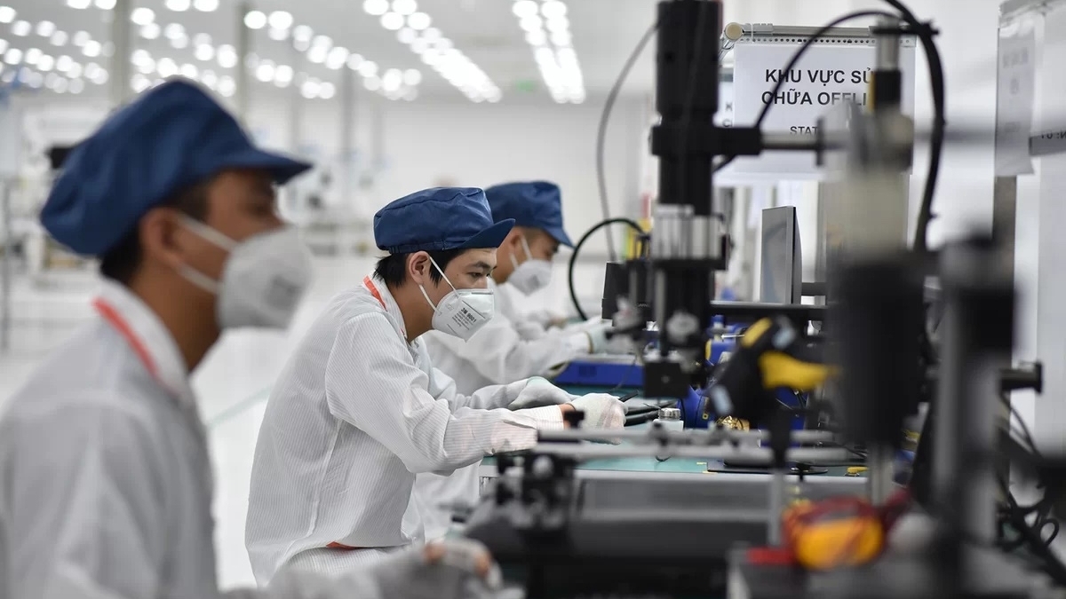 Quan ngại vốn FDI chảy ngược và giá nhân công tại Việt Nam không còn hấp dẫn