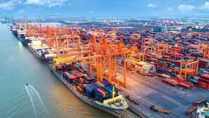 Chốt số tháng 9 với xuất khẩu tăng mạnh, Việt Nam xuất siêu hơn 6,7 tỷ USD