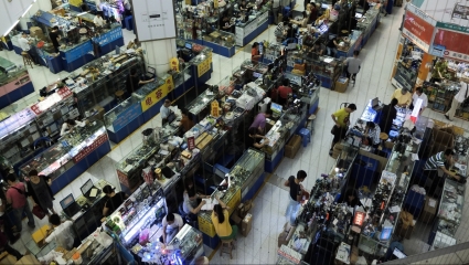 Kinh doanh chip “chợ đen” bùng nổ tại Trung Quốc sau quy định cấm xuất khẩu của Mỹ