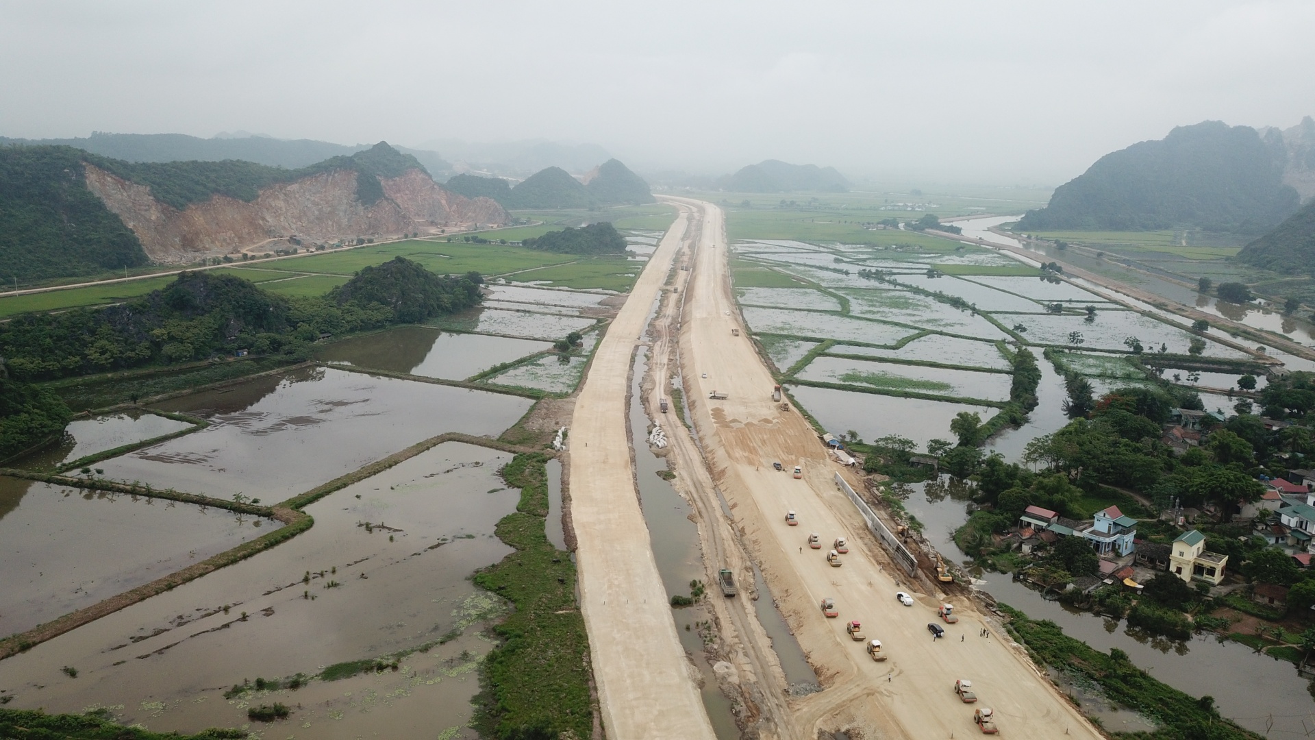 mặt bằng