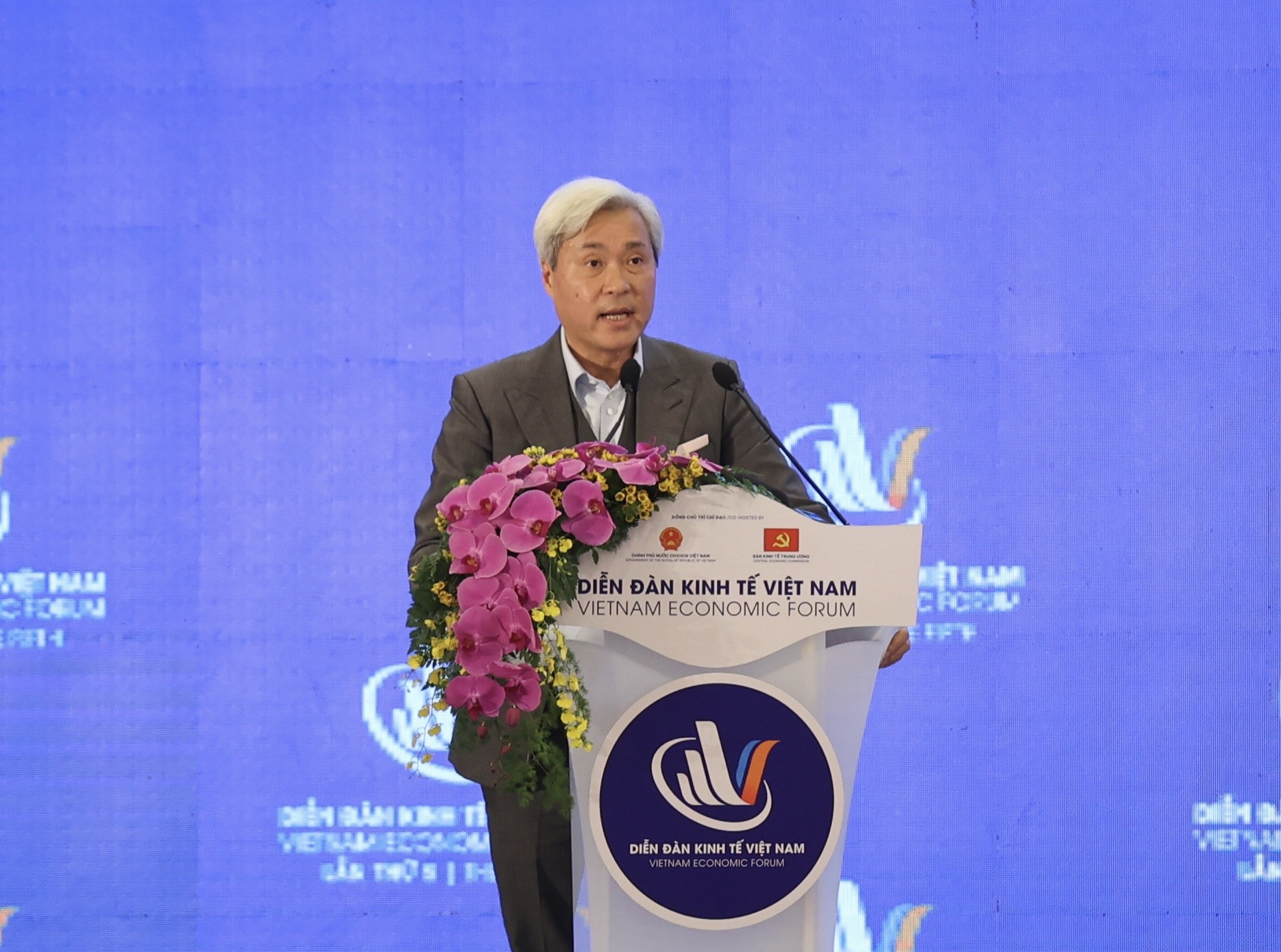 Thủ tướng: 