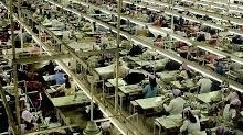 Doanh nghiệp ngành Dệt may tiếp tục khó khăn, kịch bản nào cho năm 2023?