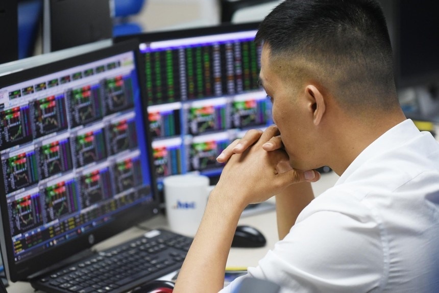 Chứng khoán: Mức độ rủi ro trong ngắn hạn của thị trường đã tăng dần lên