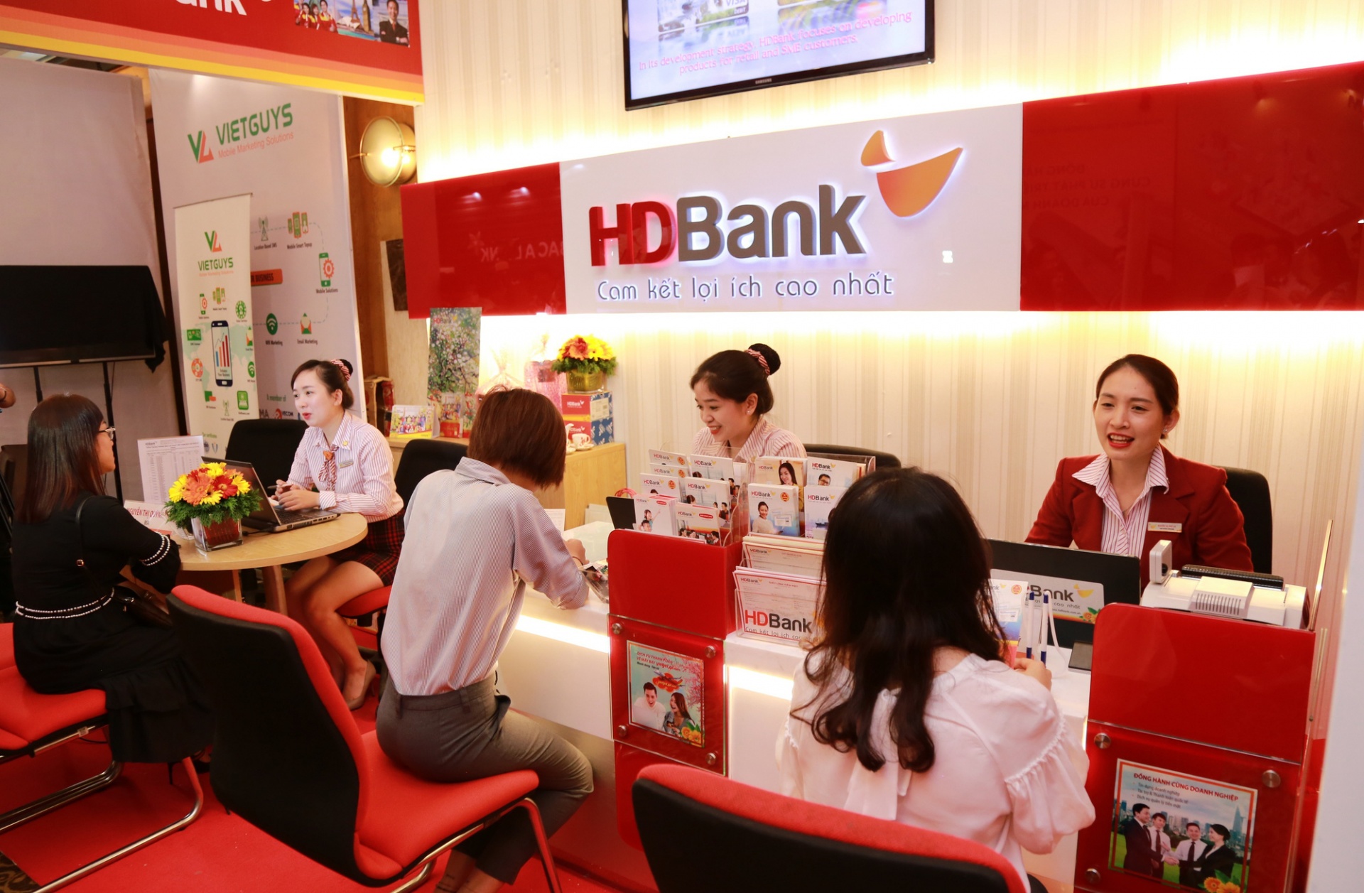 HDBank sẽ trả cổ tức bằng tiền ngay trong tháng 5 hoặc đầu tháng 6