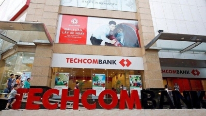 Giám đốc Kế toán Techcombank muốn bán phần lớn cổ phiếu TCB