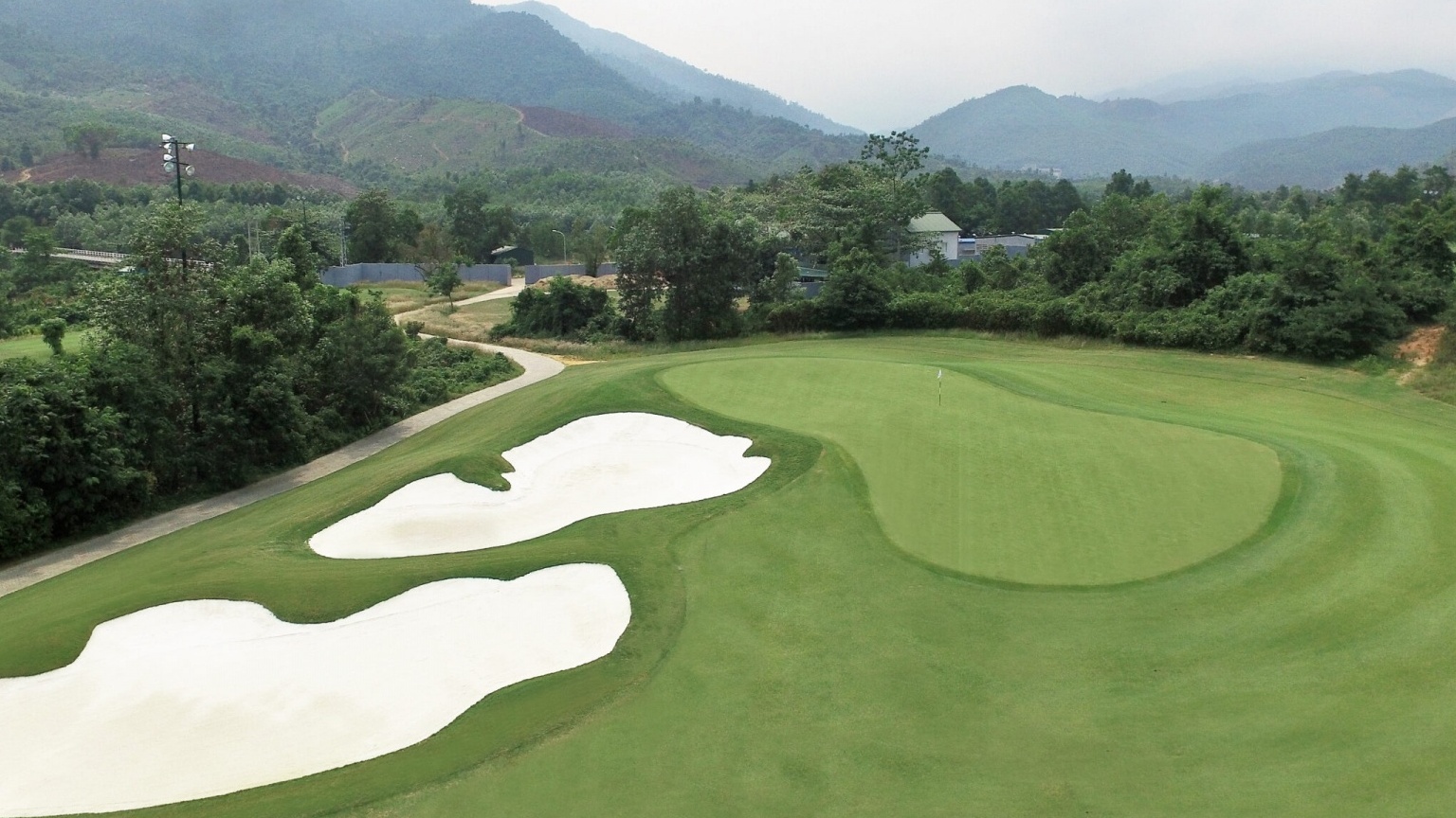 Đà Nẵng muốn quy hoạch 5 sân golf mới ở quận Cẩm Lệ và huyện Hòa Vang