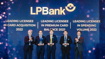 LPBank nhận 3 giải thưởng lớn từ tổ chức thẻ hàng đầu quốc tế JCB