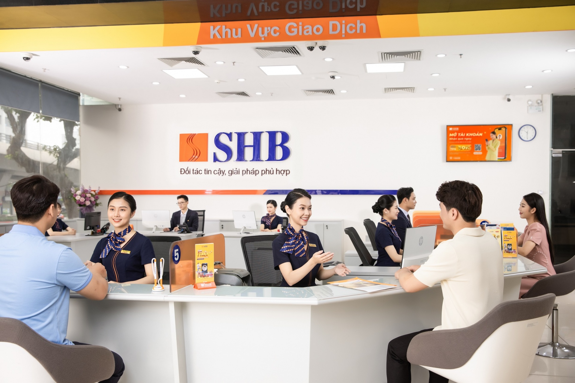 Tổng tài sản SHB đạt 585 nghìn tỷ đồng, lợi nhuận 6 tháng đầu năm đạt 6.073 tỷ đồng