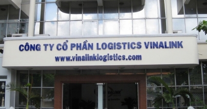 Chủ tịch HĐQT Logistics Vinalink bất ngờ xin từ chức.