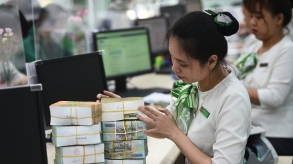 Thủ tướng yêu cầu ngân hàng đảm bảo giao dịch xuyên Tết