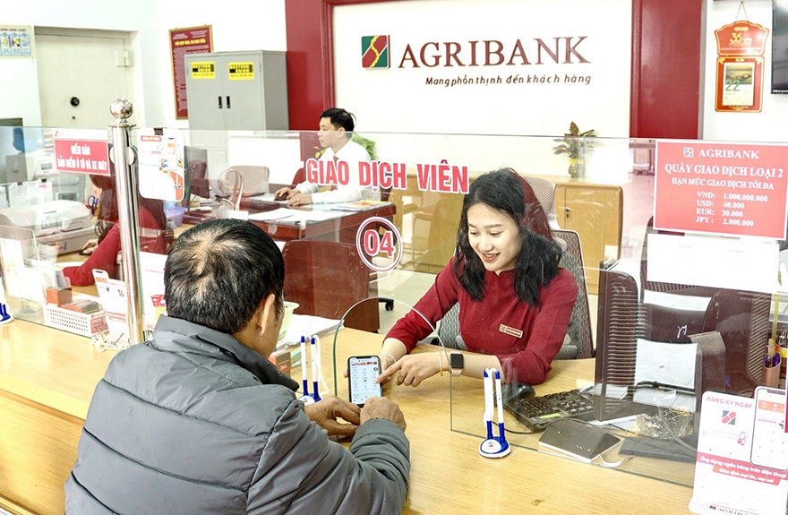 Agribank phát động thi đua hoàn thành xuất sắc nhiệm vụ, kế hoạch kinh doanh năm 2024