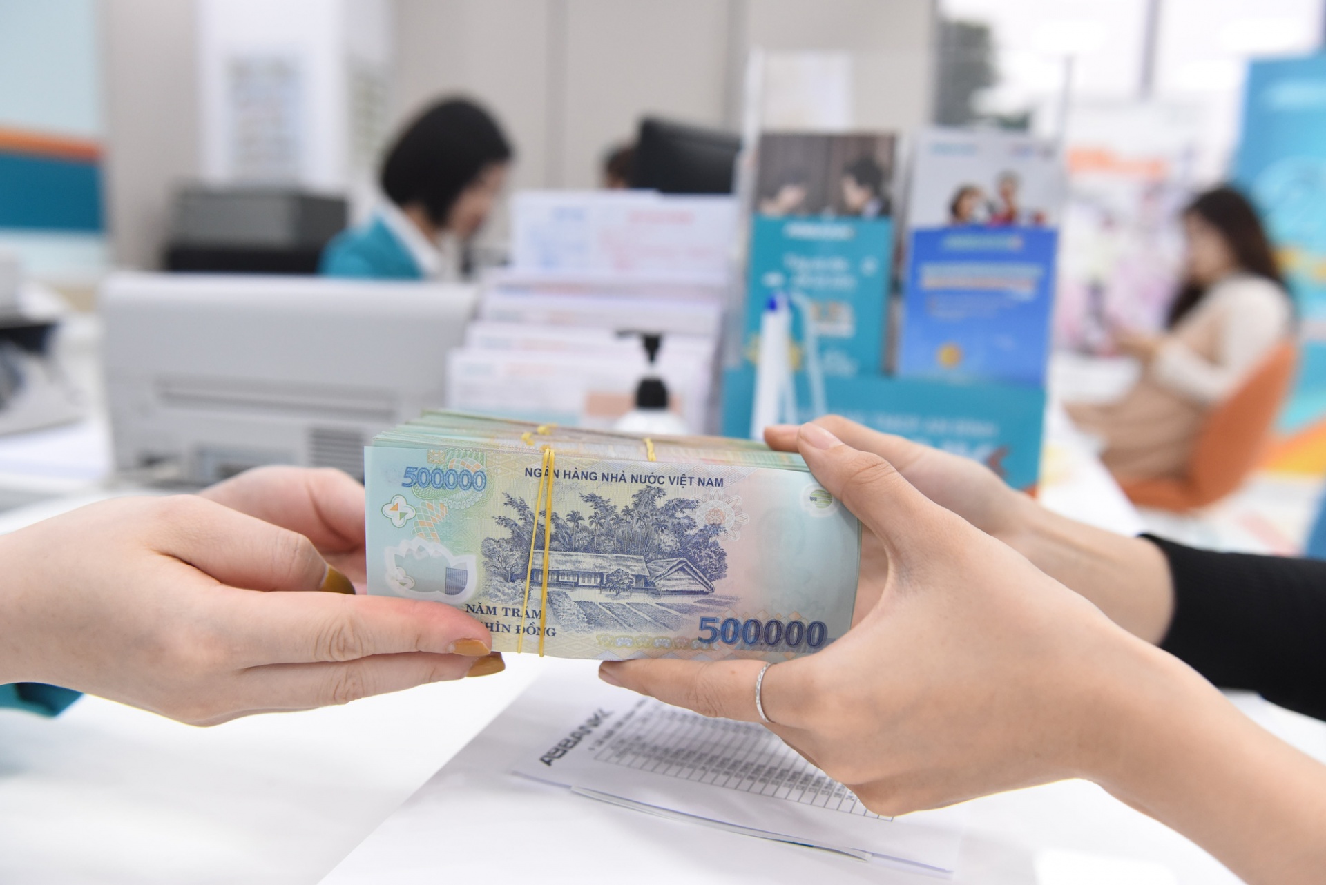 Yêu cầu các ngân hàng đẩy mạnh cho vay ngay từ những tháng đầu năm 2024