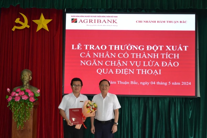 Nhân viên Agribank kịp thời ngăn chặn thành công vụ lừa đảo qua mạng 3,2 tỷ đồng