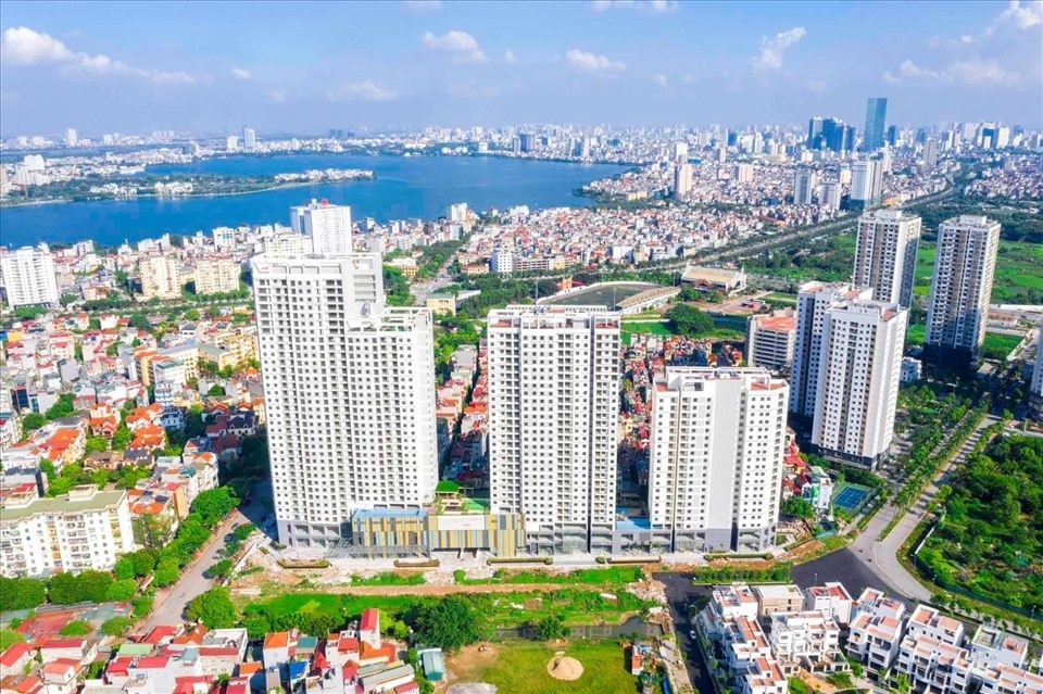 Thuế chuyển nhượng bất động sản lần đầu giảm trong 6 năm
