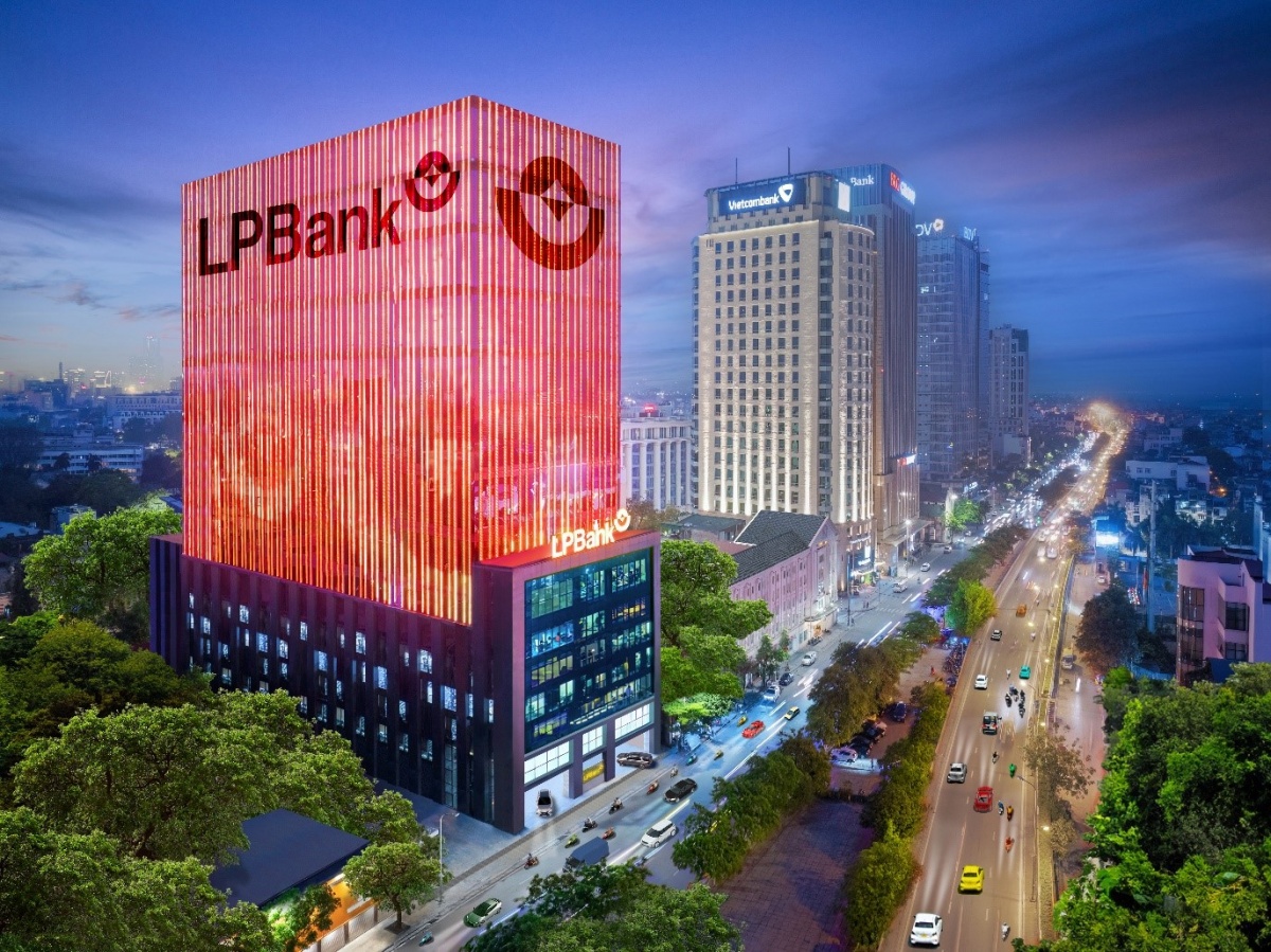 Ngân hàng LPBank thay đổi thời gian tổ chức Đại hội đồng cổ đông bất thường 2024