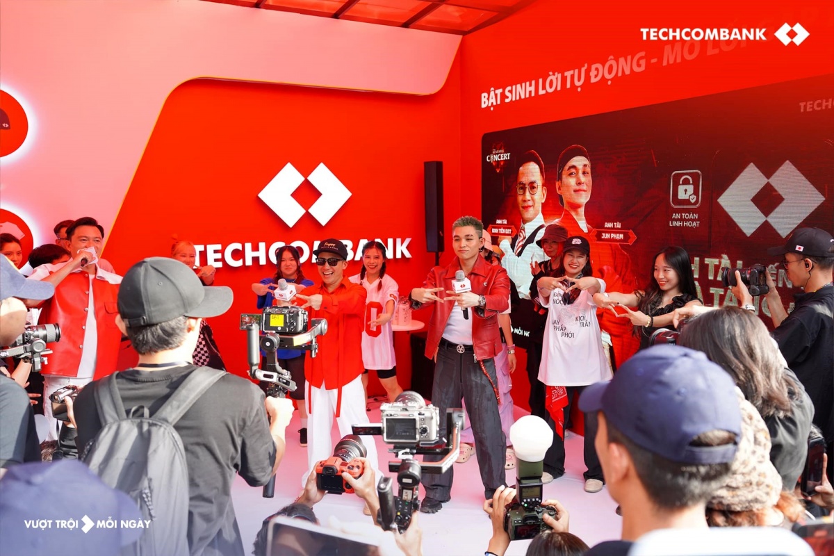 Khi âm nhạc truyền thống giao thoa hiện đại: Techcombank góp phần đưa concert Việt vươn tầm thế giới