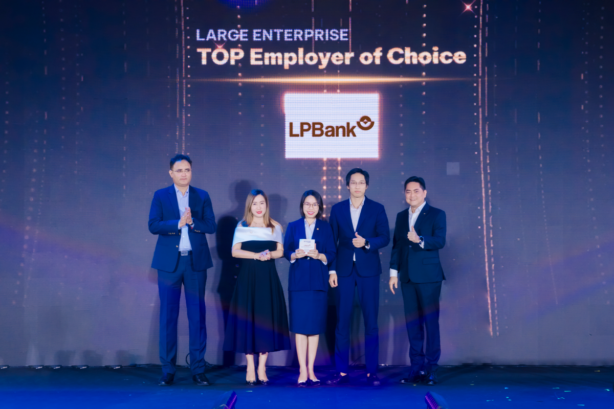 LPBank lọt Top đầu 50 Doanh nghiệp kinh doanh hiệu quả và nhà tuyển dụng được yêu thích 2024