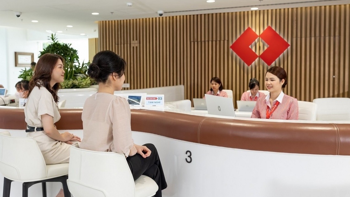 Techcombank dẫn đầu bảng xếp hạng thương hiệu năm 2024 ngành ngân hàng