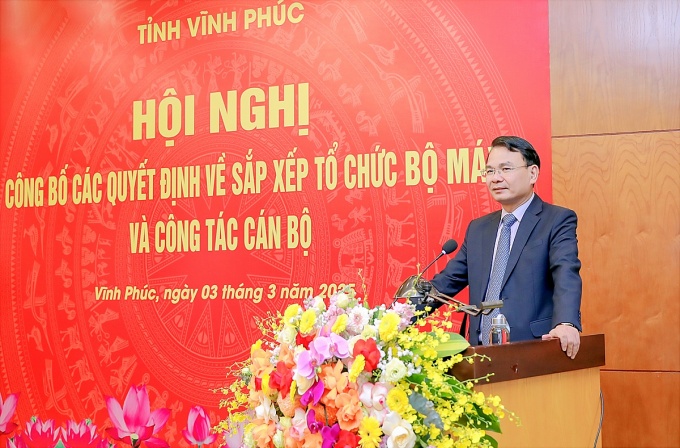 Bí thư Tỉnh ủy Vĩnh Phúc Đặng Xuân Phong phát biểu tại hội nghị. Ảnh: Khánh Linh