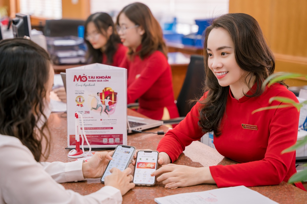 Nữ đoàn viên Agribank phát huy năng lực, phấn đấu đạt thành tích xuất sắc trên các mặt hoạt động