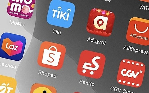 Điểm đáng chú ý nhất là việc các sàn thương mại điện tử sẽ thực hiện khấu trừ và nộp thuế thay cho hộ, cá nhân kinh doanh trên nền tảng của mình. Ảnh: Internet