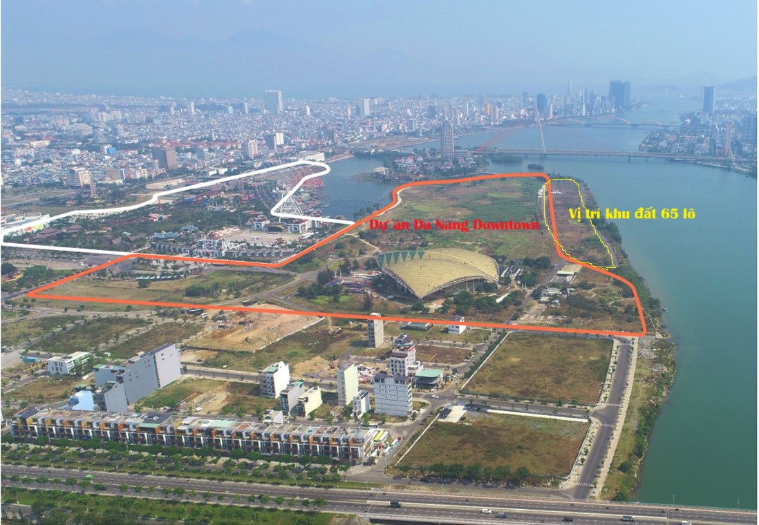 Vị trí khu đất 65 lô view sở hữu mặt tiền sông Hàn với chiều dài hơn 800m. Kế bên khu đất là dự án Da Nang Downtown.