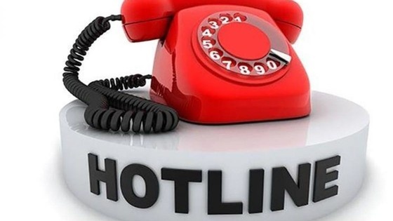 Bị ngân hàng ép mua bảo hiểm, người dân có thể gọi số hotline để phản ánh