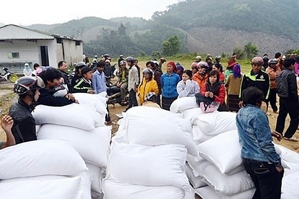 Khẩn trương xuất gạo dự trữ hỗ trợ nhân dân trong dịp Tết Nguyên đán - Ảnh 1.