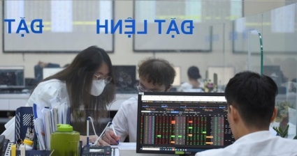 Tuột khỏi 1.200 điểm, thị trường vẫn đang giao dịch nhạt nhòa