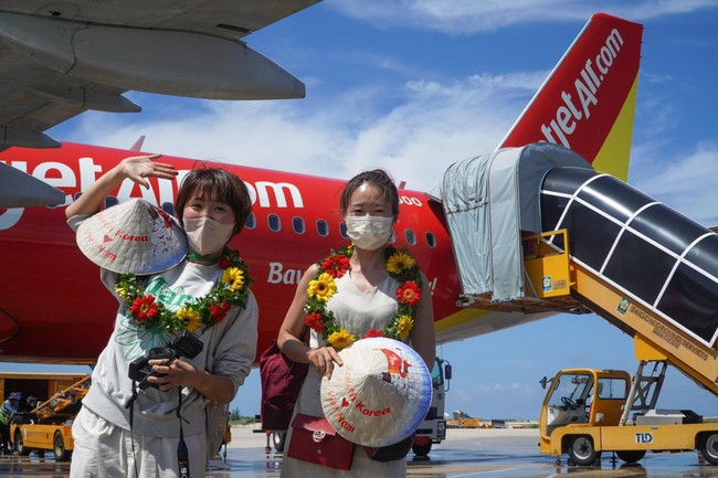 Bay tới Busan từ H&agrave; Nội, Tp. HCM, Đ&agrave; Nẵng, Nha Trang: V&eacute; m&aacute;y bay Vietjet chỉ từ 7.700 đồng ảnh 1