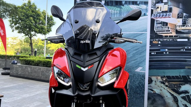 Chi tiết xe tay ga mới Aprilia SR GT gi&aacute; từ 97 triệu đồng ảnh 2