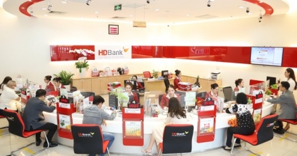 Lợi nhuận HDBank 6 tháng đầu năm vượt 5.300 tỷ đồng, hoàn thành 54% kế hoạch năm, nợ xấu riêng lẻ chỉ 0,93%