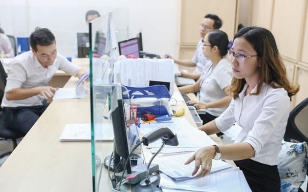 &amp;amp;quot;L&agrave;n s&oacute;ng&amp;amp;quot; c&aacute;n bộ, c&ocirc;ng chức, vi&ecirc;n chức xin nghỉ việc ng&agrave;y c&agrave;ng tăng. Ảnh minh họa: nld.vn