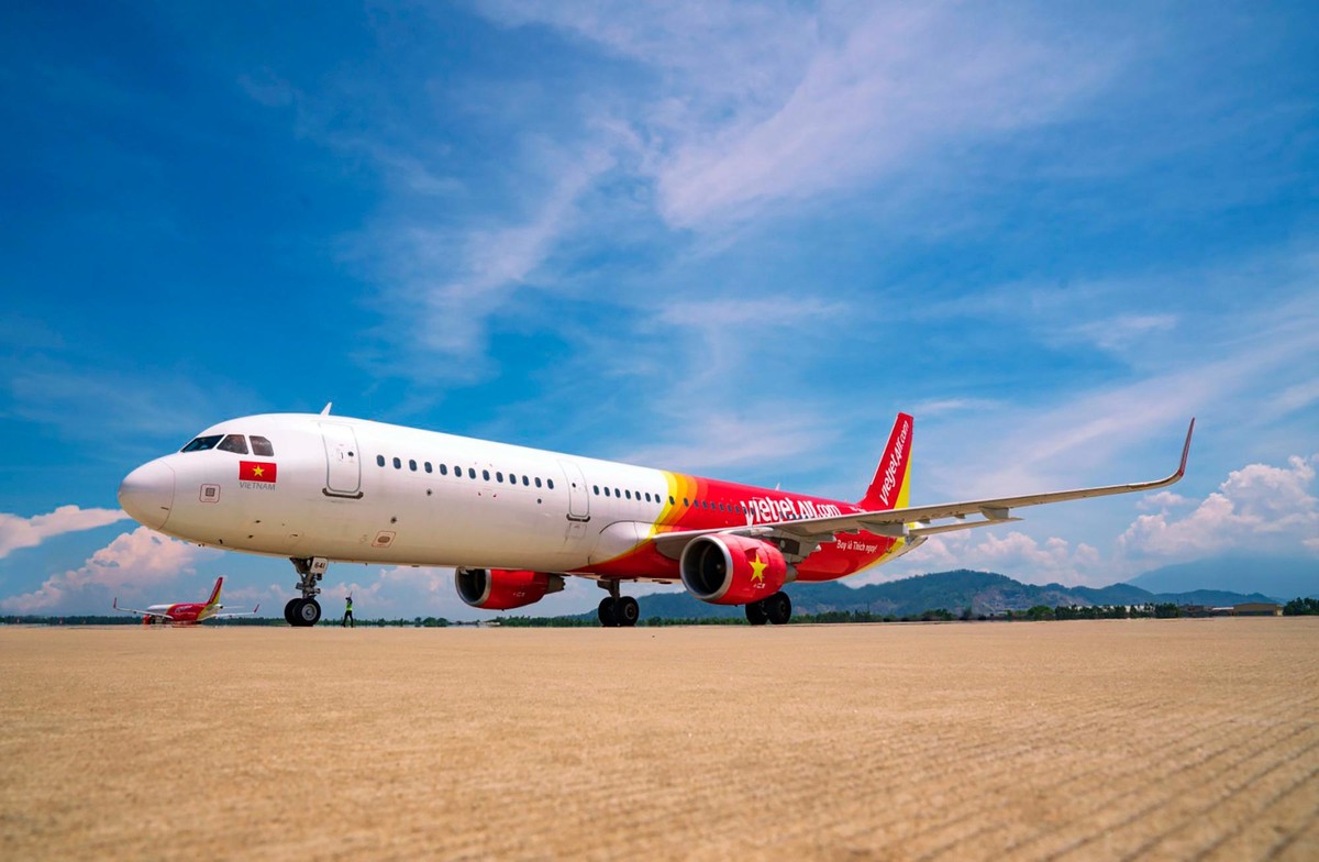 Hoạt động kinh doanh s&aacute;u th&aacute;ng đầu năm của Vietjet đạt kết quả t&iacute;ch cực nhờ nhu cầu đi lại tr&ecirc;n đ&agrave; hồi phục (ảnh: &Aacute;nh Dương)