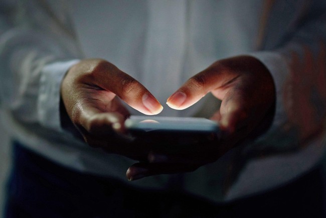 Người Việt d&ugrave;ng mobile banking ng&agrave;y c&agrave;ng gặp nhiều rủi ro mất tiền trong t&agrave;i khoản?  ảnh 1