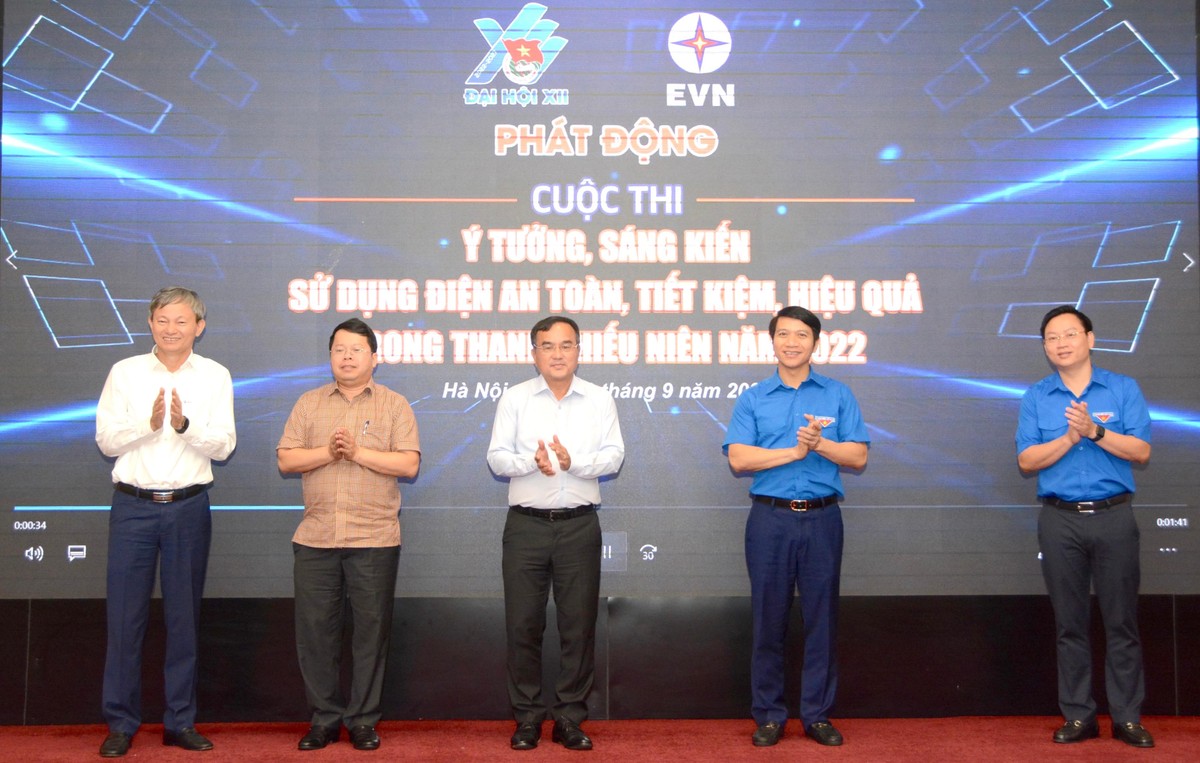 Lễ ph&aacute;t động cuộc thi &ldquo;&Yacute; tưởng, s&aacute;ng kiến sử dụng điện tiết kiệm, an to&agrave;n, hiệu quả trong thanh thiếu ni&ecirc;n&rdquo; năm 2022
