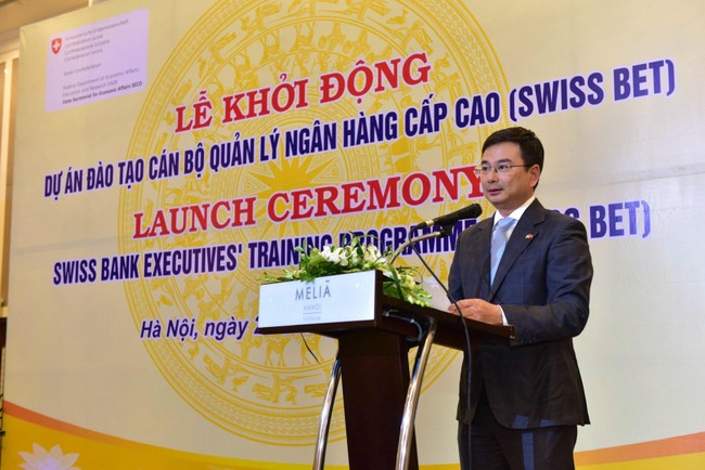 Swiss Bank Executives&rsquo; Training Program Formally Launched ảnh 1
